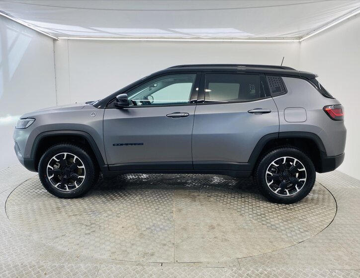 Jeep Compass Ostatní 1,3 l 132 kw