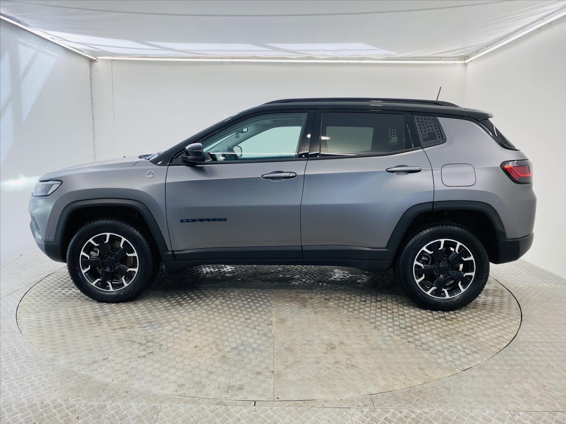 Jeep Compass Ostatní 1,3 l 132 kw