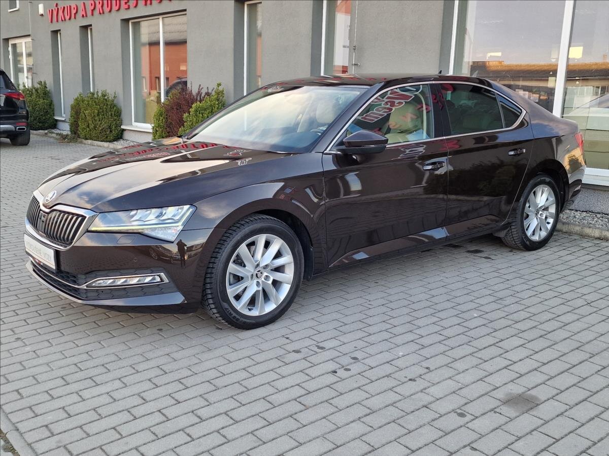 Škoda Superb Liftback 1,5 l 110 kw
