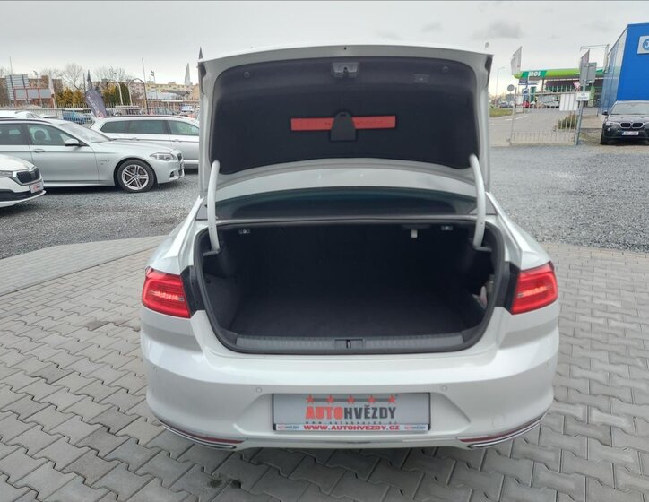 Volkswagen Passat 15