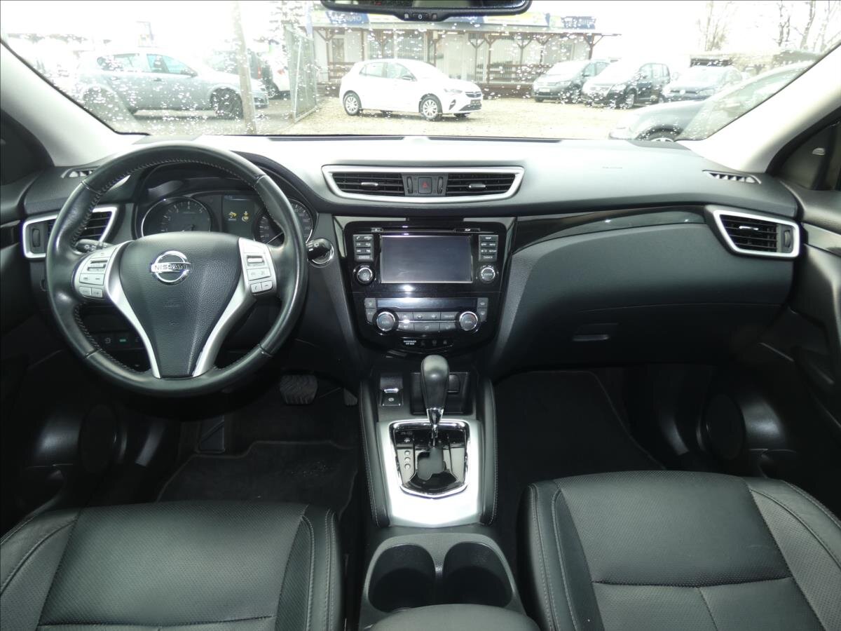 Nissan Qashqai SUV / Terénní 1,2 l 85 kw