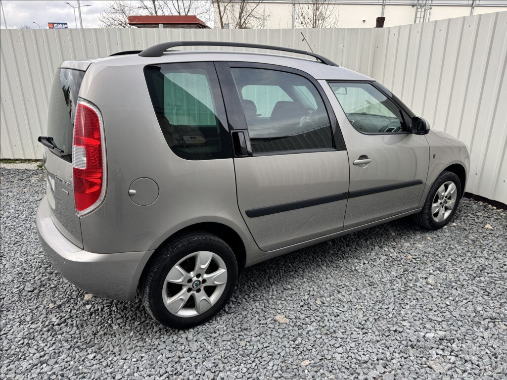 Škoda Roomster Kombi 1,2 l 51 kw