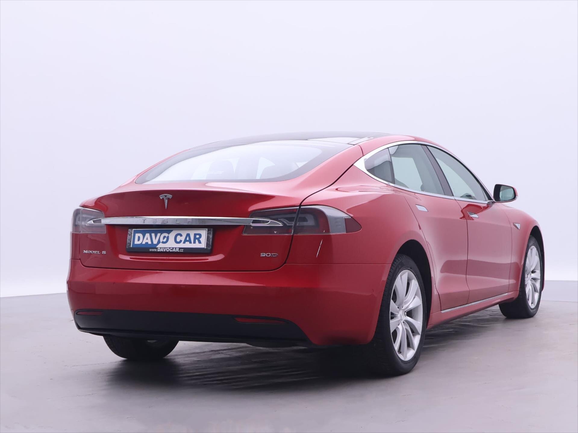 Tesla Model S Sedan / Limuzína 0,0 193 kw