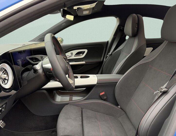 Mercedes-Benz CLA Sedan / Limuzína 0,0 200 kw