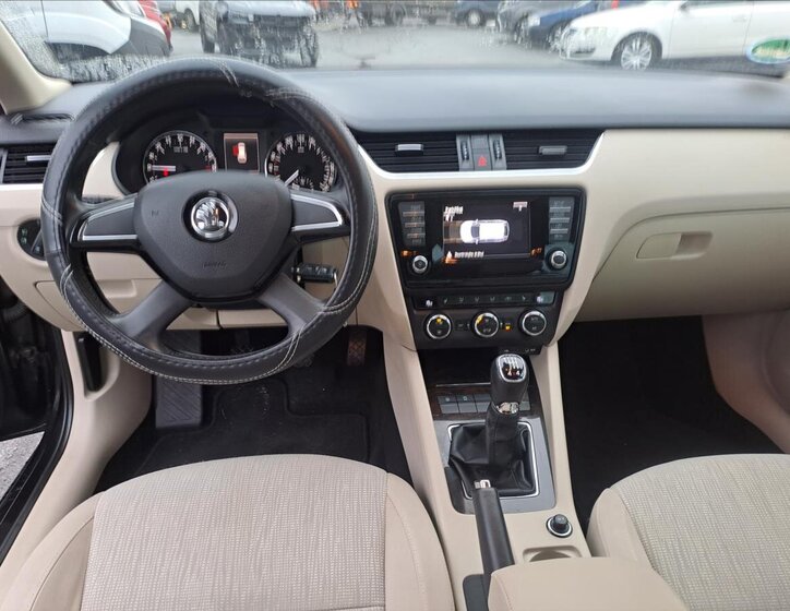 Škoda Octavia Kombi 2,0 l 110 kw