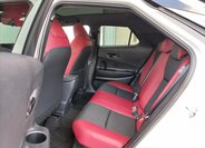 Toyota C-HR CUV / Crossover 2,0 l 112 kw