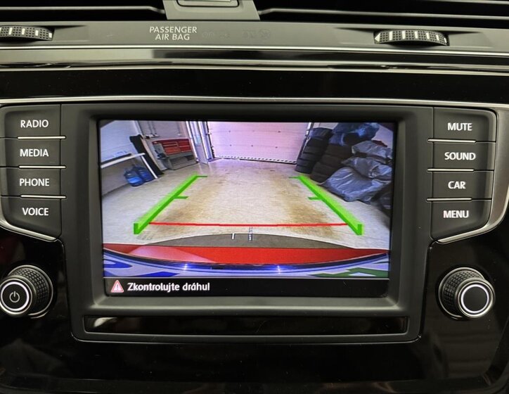 Volkswagen Touran 20