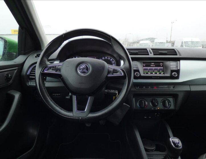 Škoda Fabia 17