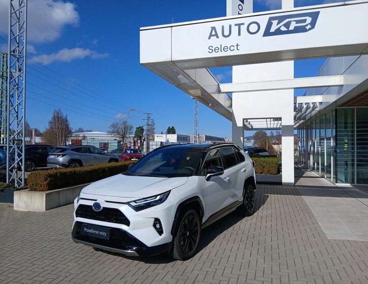 Toyota RAV4 SUV / Terénní 2,5 l 131 kw
