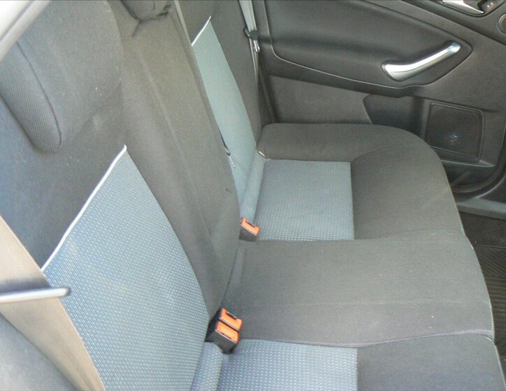 Ford Mondeo Kombi 2,0 l 103 kw