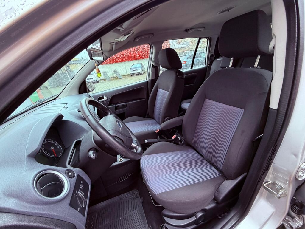 Ford Fusion Hatchback 0,0 59 kw