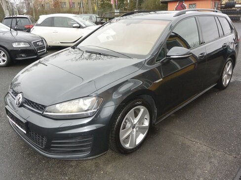 Volkswagen Golf Kombi 2,0 l 135 kw