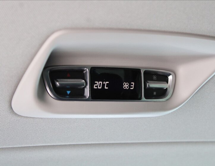 Mercedes-Benz Třídy V Kombi 2,1 l 140 kw