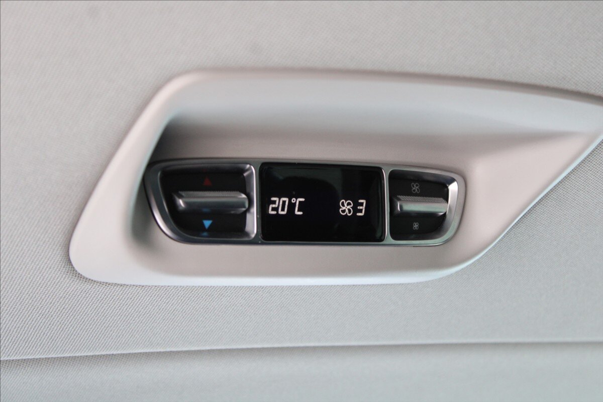 Mercedes-Benz Třídy V Kombi 2,1 l 140 kw