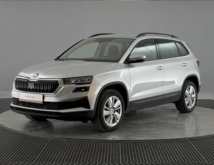 Škoda Karoq SUV / Terénní 1,5 l 110 kw