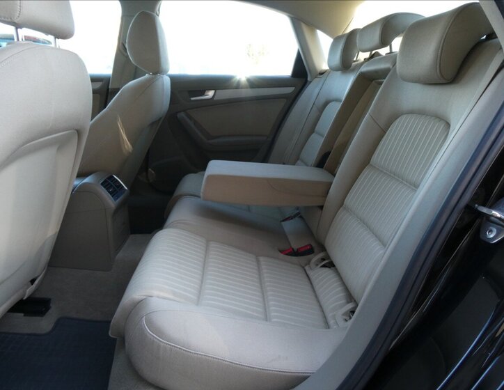 Audi A4 Sedan / Limuzína 2,0 l 105 kw