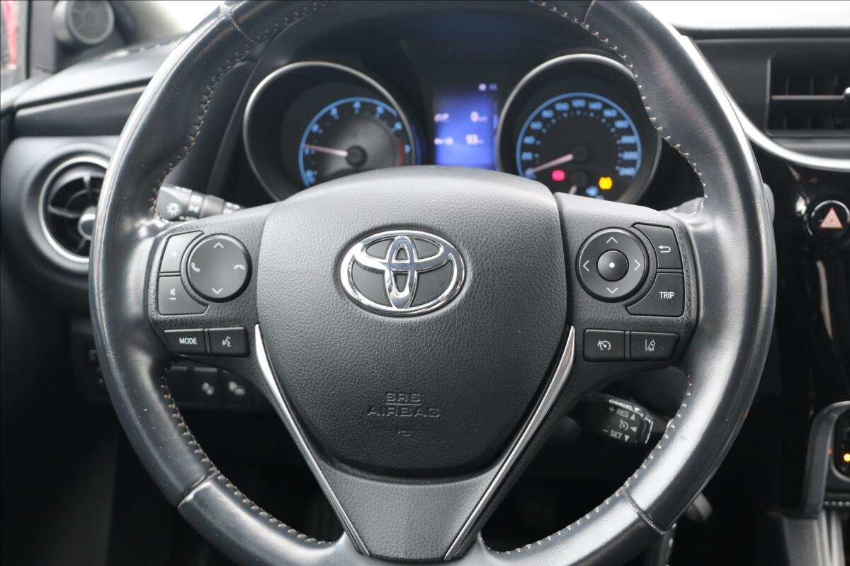 Toyota Auris Kombi 1,6 l 97 kw