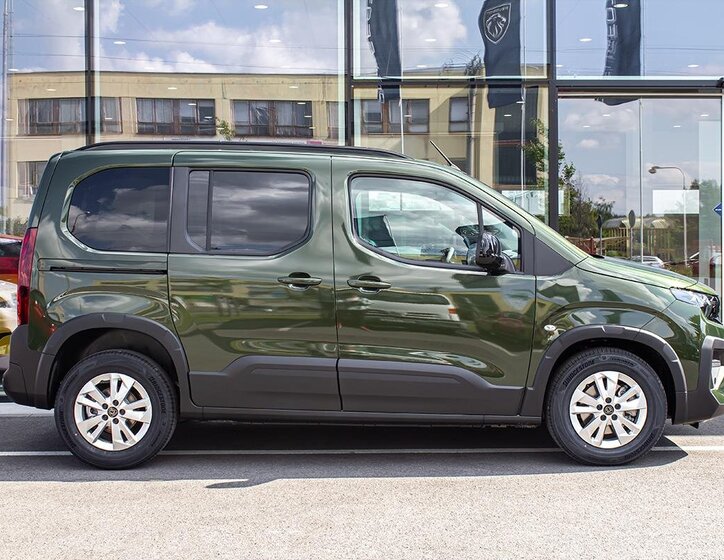 Peugeot Rifter 5