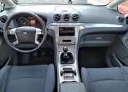 Ford S-MAX 12
