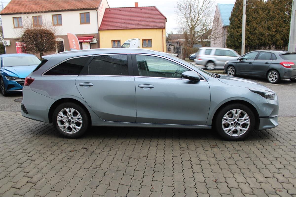 KIA Ceed Kombi 1,5 l 117 kw