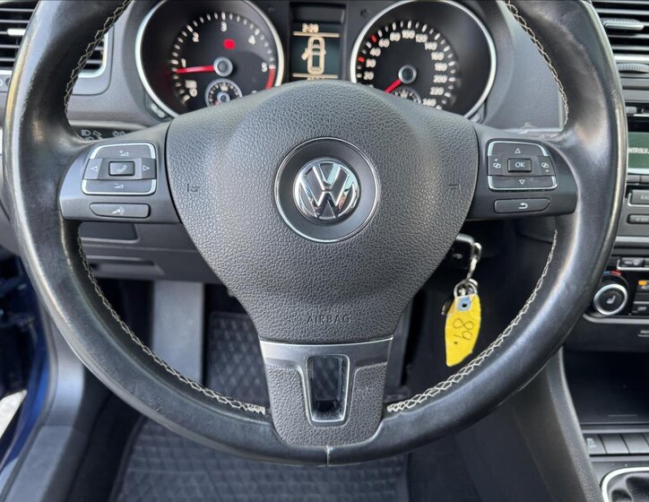 Volkswagen Golf Kombi 1,6 l 77 kw