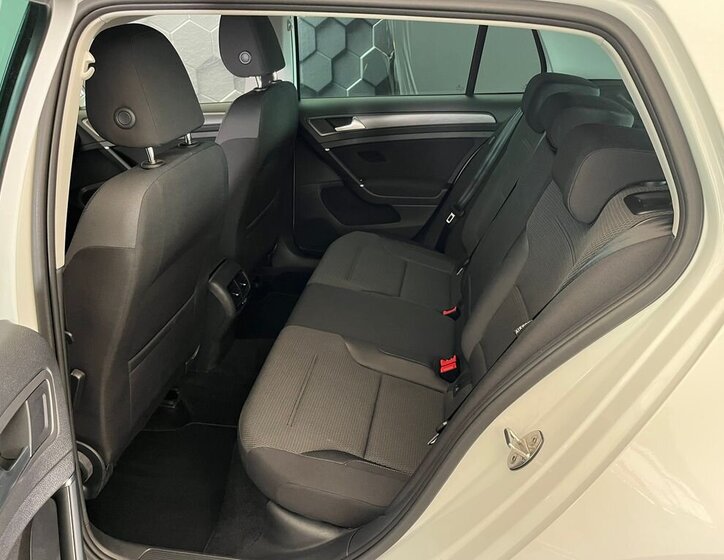 Volkswagen Golf Hatchback 0,0 100 kw