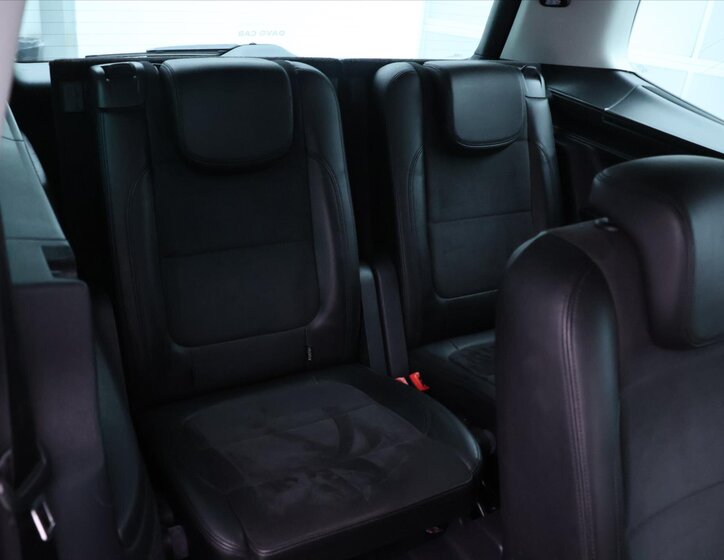 Volkswagen Sharan MPV 2,0 l 130 kw