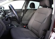 Volkswagen e-Golf 10