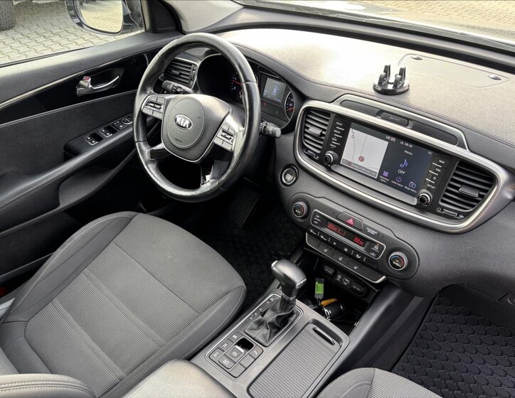 KIA Sorento 17