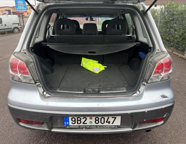 Mitsubishi Outlander 25