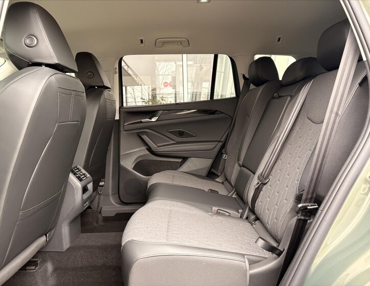 Volkswagen Tayron SUV 1,5 l 150 kw