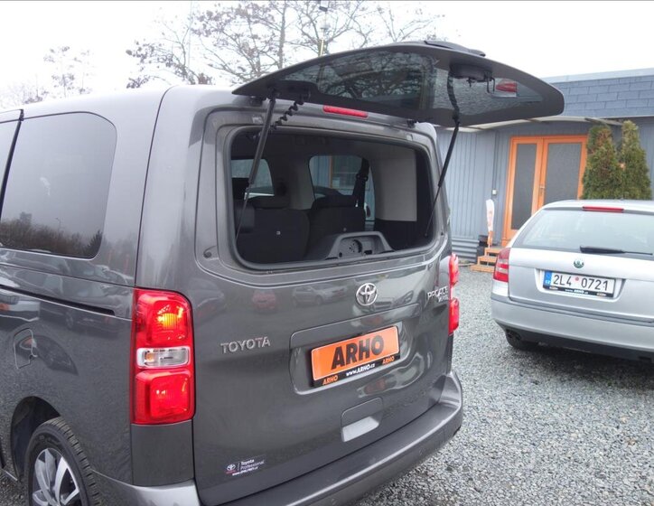 Toyota ProAce Verso MPV 2,0 l 110 kw
