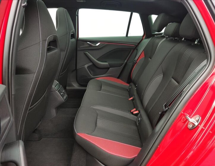 Škoda Scala Hatchback 1,5 l 110 kw