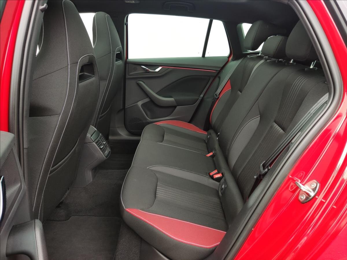 Škoda Scala Hatchback 1,5 l 110 kw