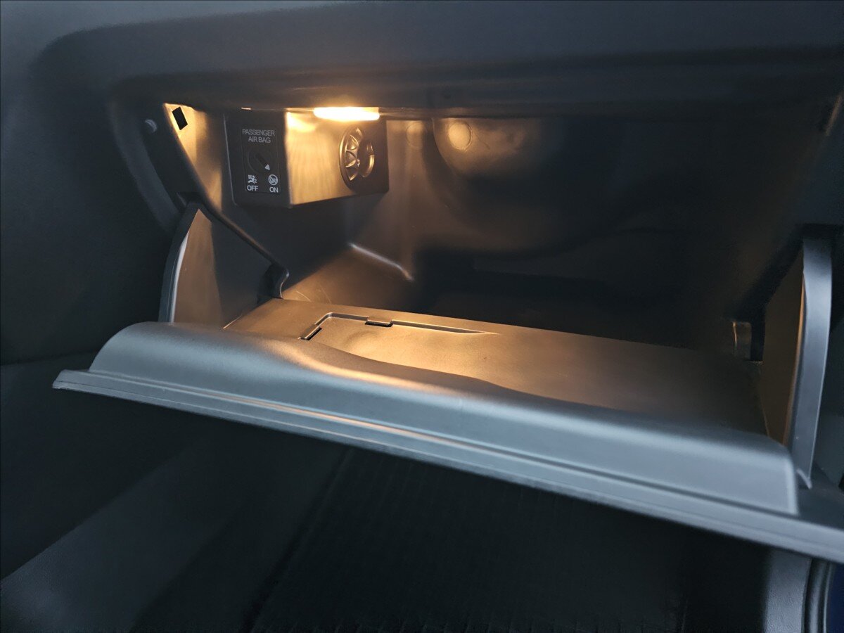 Škoda Rapid Hatchback 999,0 81 kw