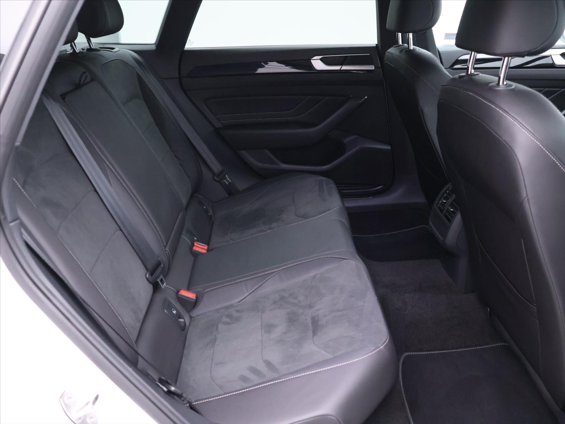 Volkswagen Arteon Kombi 2,0 l 140 kw