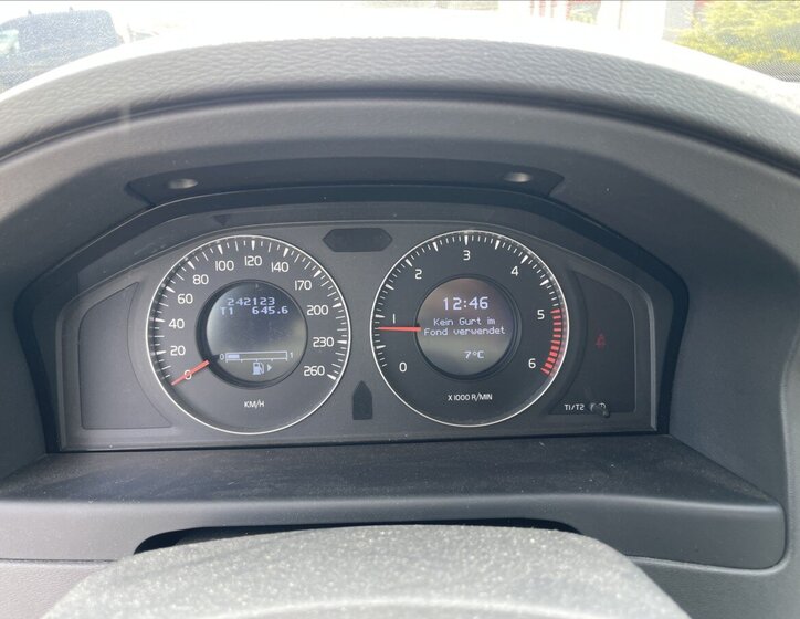 Volvo V70 Kombi 2,0 l 100 kw