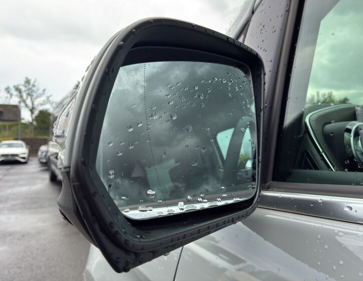 Mercedes-Benz Třídy V 23