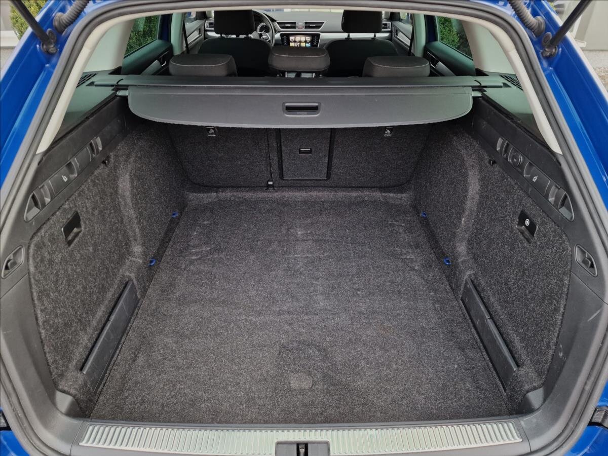 Škoda Superb Kombi 2,0 l 110 kw