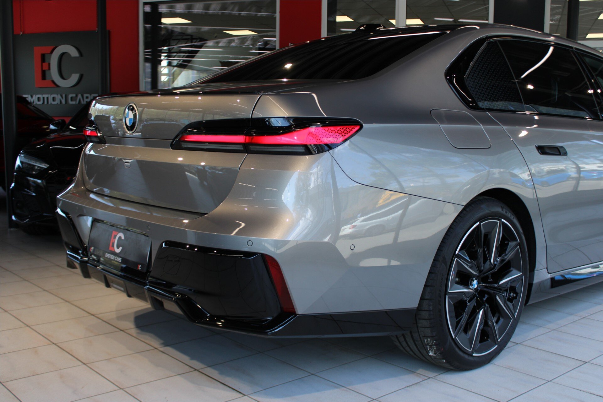 BMW Řada 7 Ostatní 3,0 l 210 kw