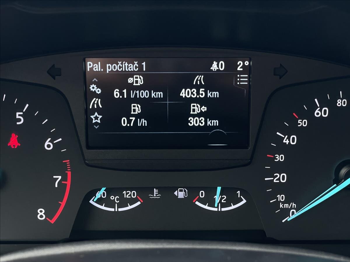 Ford Focus Kombi 999,0 92 kw