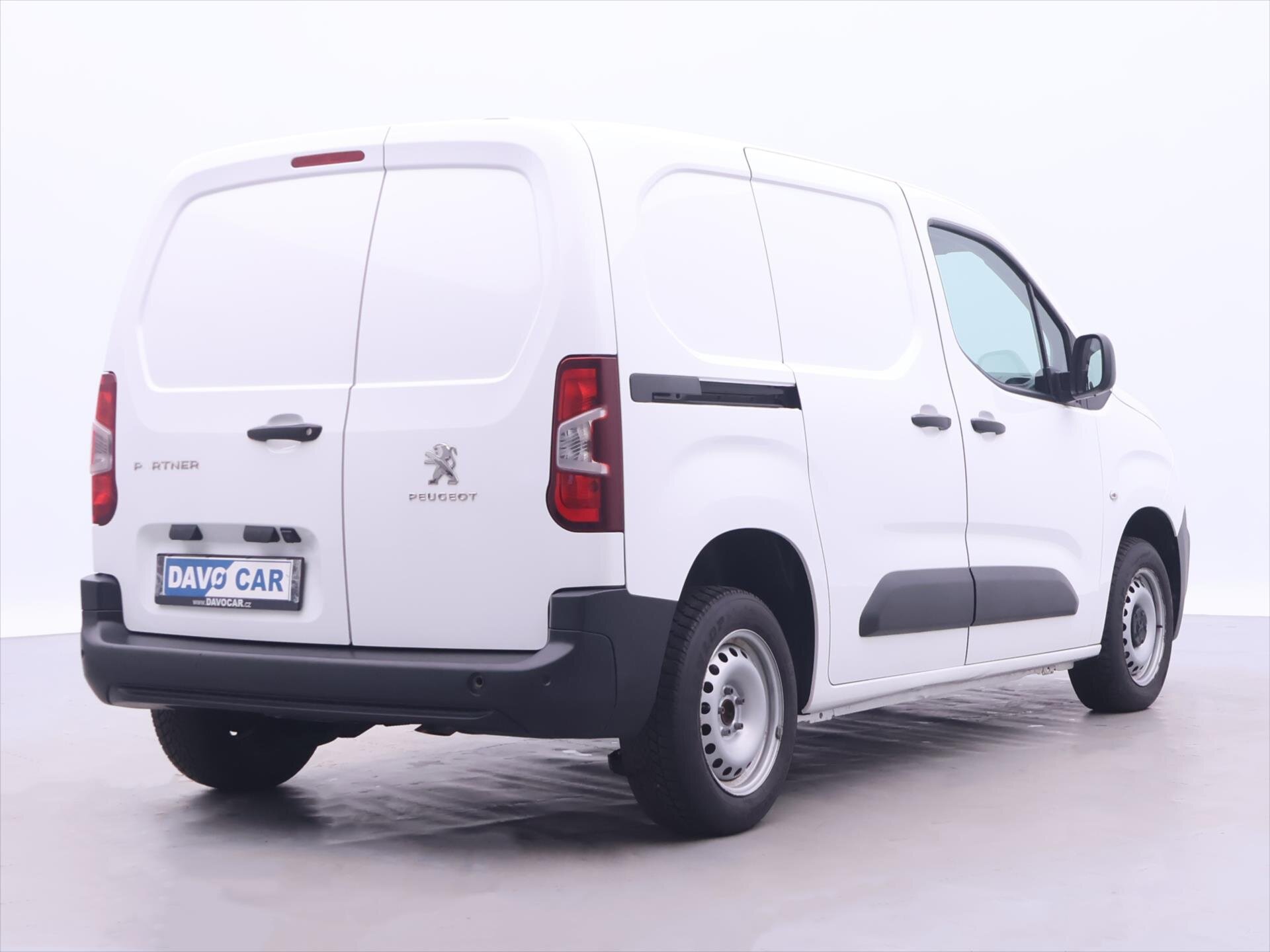 Peugeot Partner Ostatní 1,2 l 81 kw
