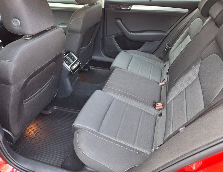 Škoda Superb Kombi 2,0 l 110 kw