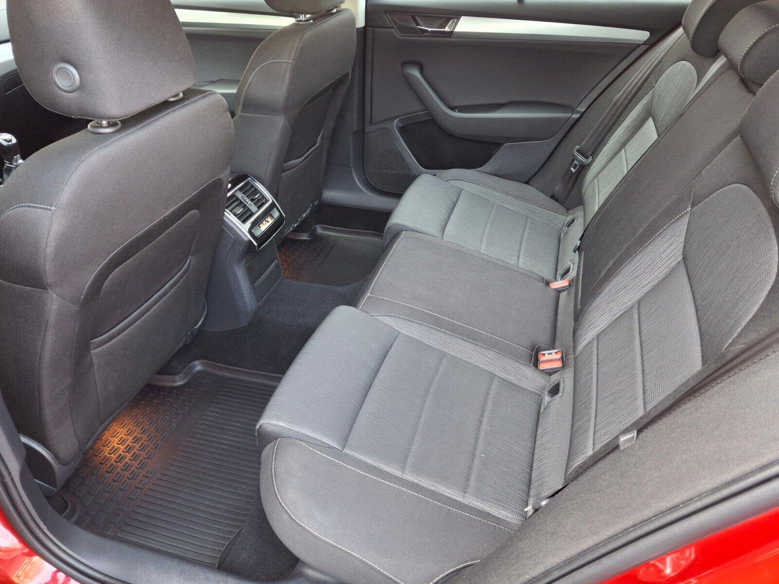 Škoda Superb Kombi 2,0 l 110 kw