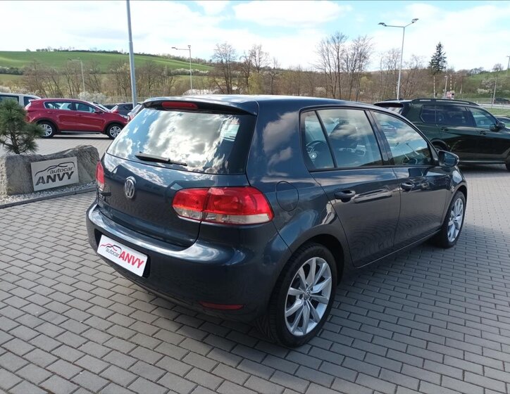 Volkswagen Golf Hatchback 1,4 l 59 kw