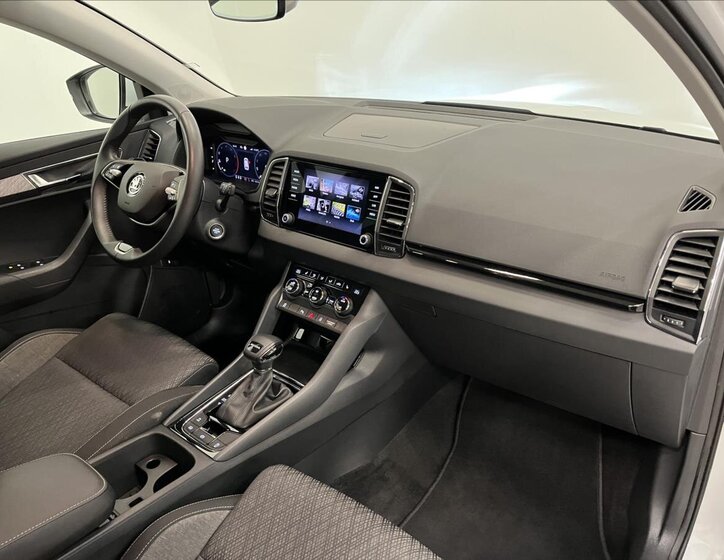 Škoda Karoq SUV / Terénní 1,5 l 110 kw