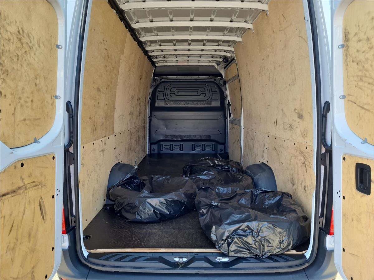 Mercedes-Benz Sprinter Skříň 2,0 l 110 kw