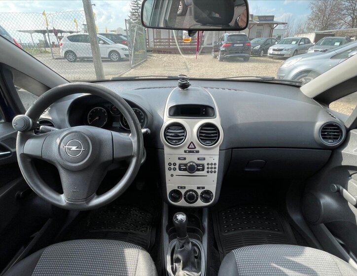Opel Corsa Hatchback 1,4 l 66 kw