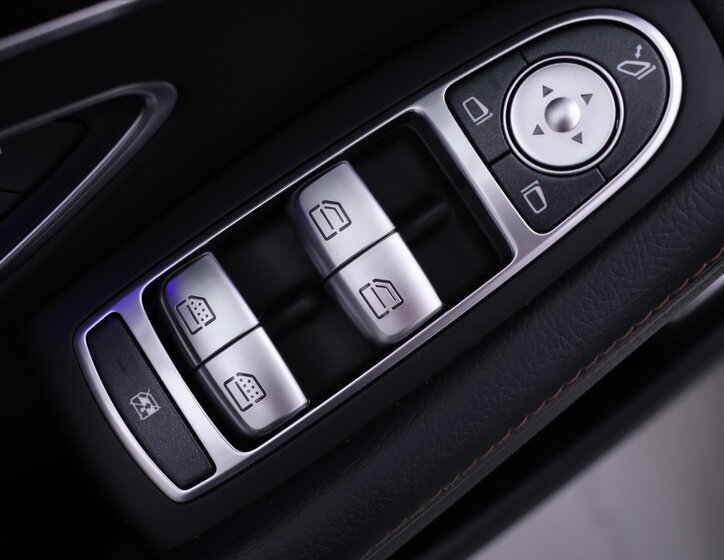 Mercedes-Benz Třídy S Sedan / Limuzína 3,0 l 190 kw