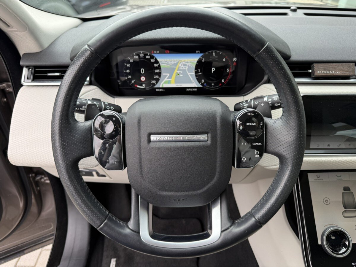 Land Rover Range Rover Velar SUV / Terénní 2,0 l 177 kw